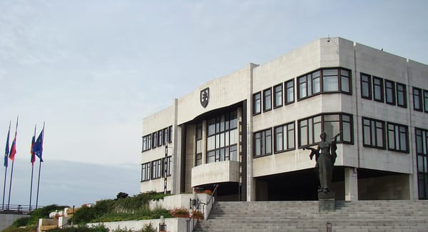 Slovakia enshrines only two genders in new Constitutional amendment