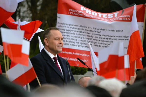 Poland enacts zero personal income tax for parents of two or more children